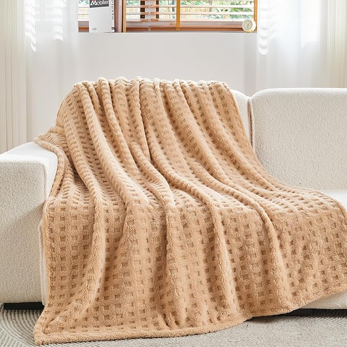 NEWCOSPLAY Super Soft King Blanket Brown Premium Silky Flannel Fleece 3D Waffle Checkered Lightweight Bed Blanket All Season Use (Brown, King(90"x110"))